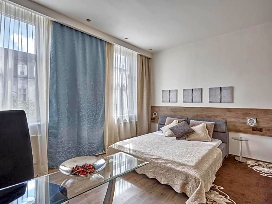 Hotel Adria
