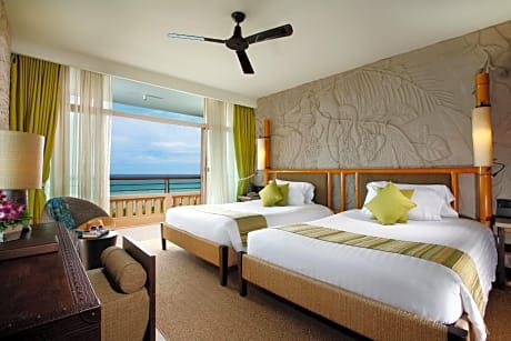 Grand Club Mirage Family Suite Ocean View Twin