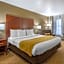 Comfort Inn & Suites Springfield I-44