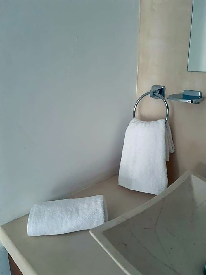Lagoon Boutique Hotel - Luxury Chaman experience