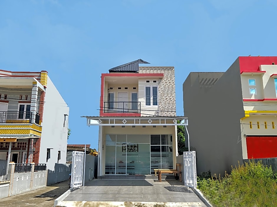 OYO 91895 Lovina Guest House