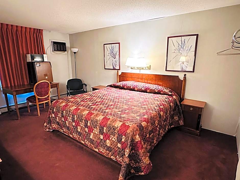 Pamola Motor Lodge