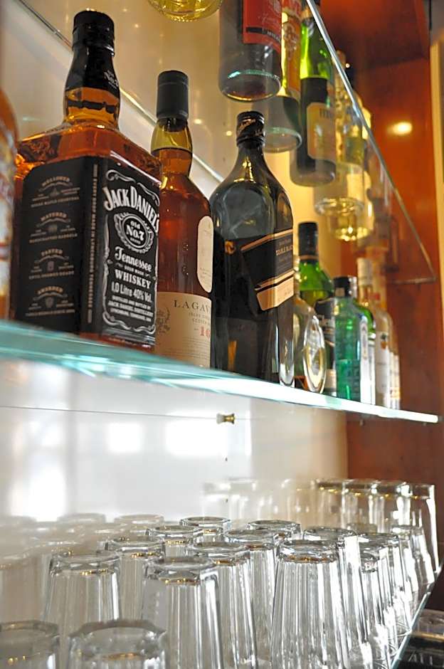 Hotel Altmünchen by Blattl