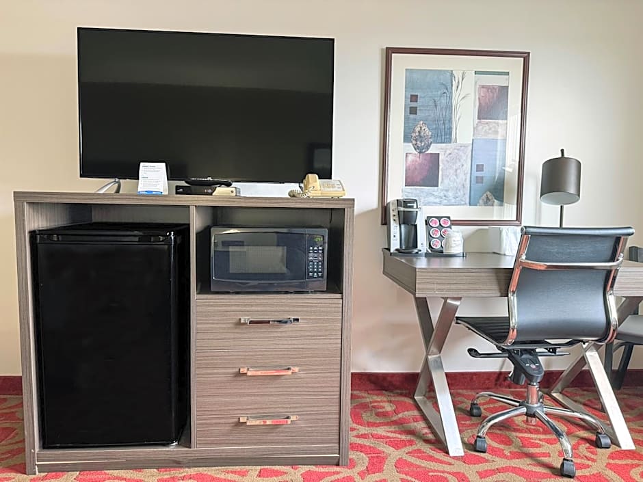 Ramada by Wyndham Sherwood Park