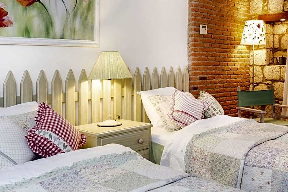 Alacati Cadde 75 Luxury Hotel