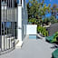 Adrop Pool Suites