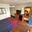 Travelodge by Wyndham Grand Rapids North