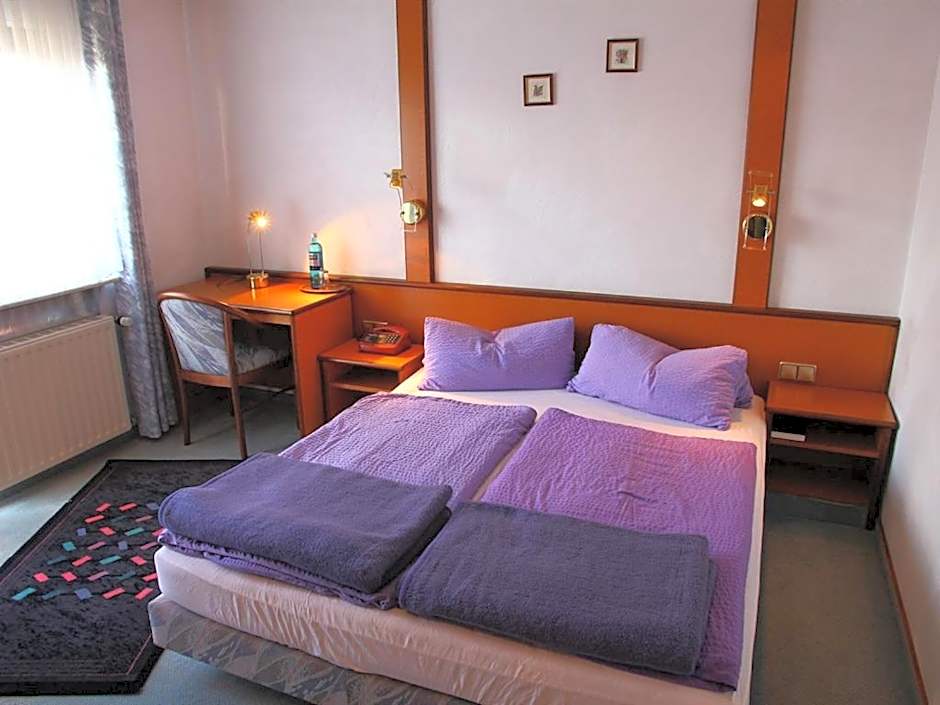 Photo 1 of 4 of 1 Double Bed or 2 Beds