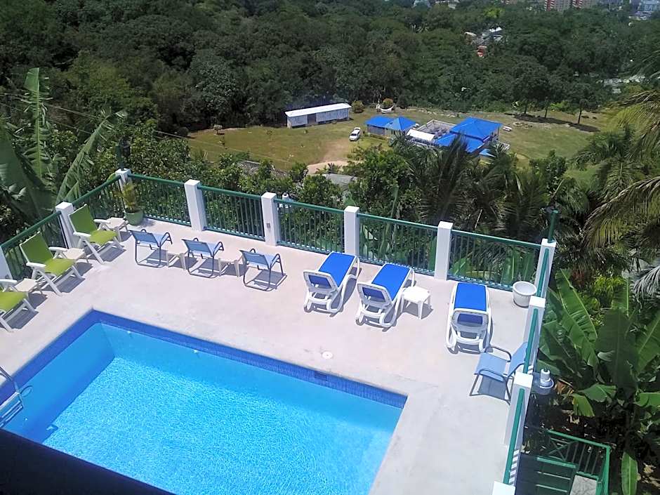 Pink Rock Inn Bed and Breakfast