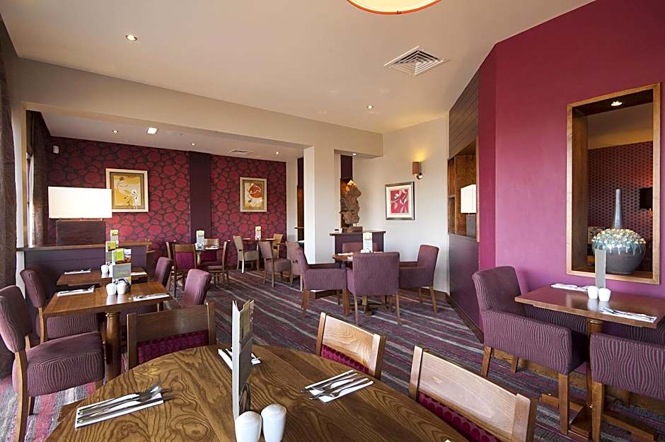 Premier Inn Edinburgh Park (Airport)