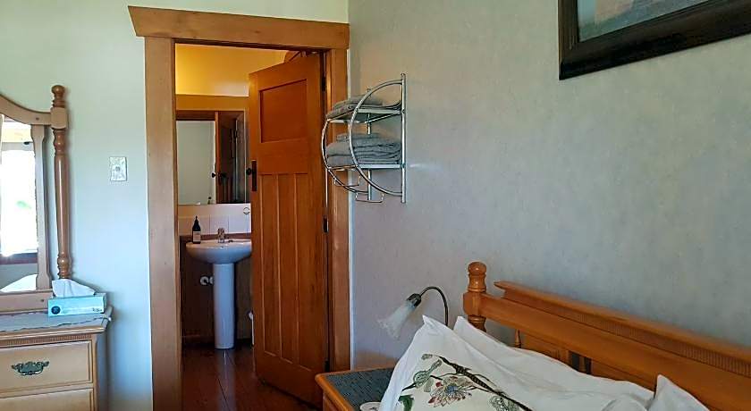 Olde Mill House Bed & Breakfast and Cycle Hire