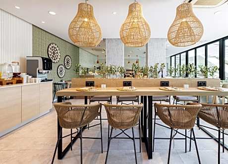 Hotel Málaga Alameda Centro Affiliated by Meliá