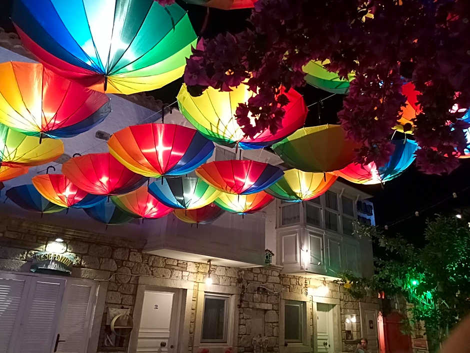 Monat Otel Alaçatı