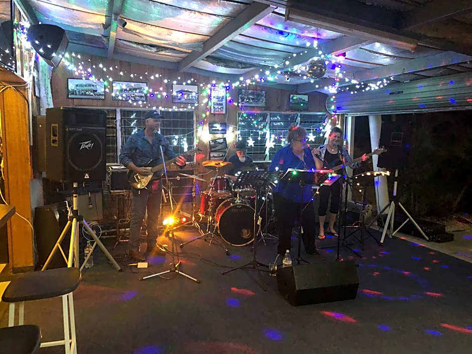 Chillagoe Cockatoo Hotel Motel