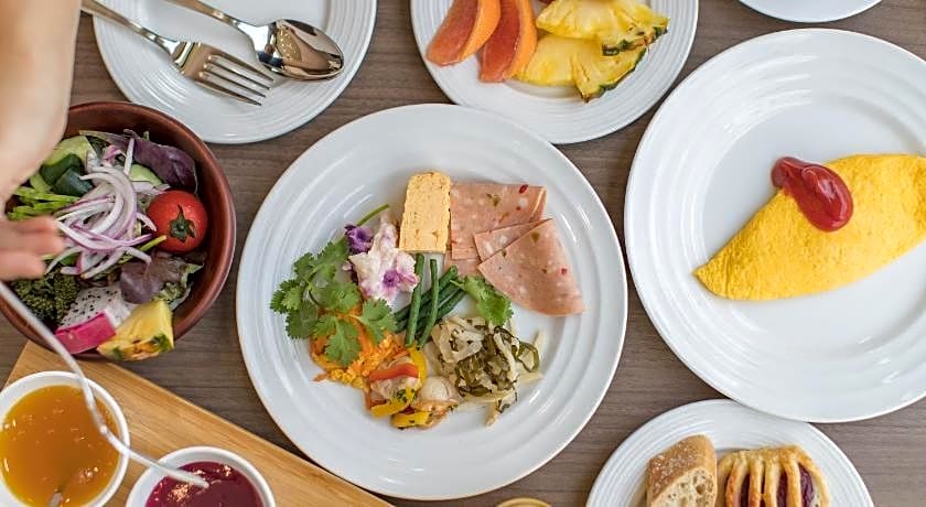 JR Kyushu Hotel Blossom Naha