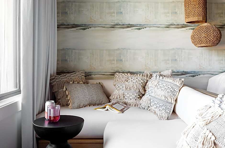 AWOL Hotel Provincetown