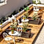 Urban Garden Hotel