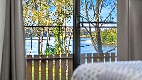 Deluxe Riverfront Lodge