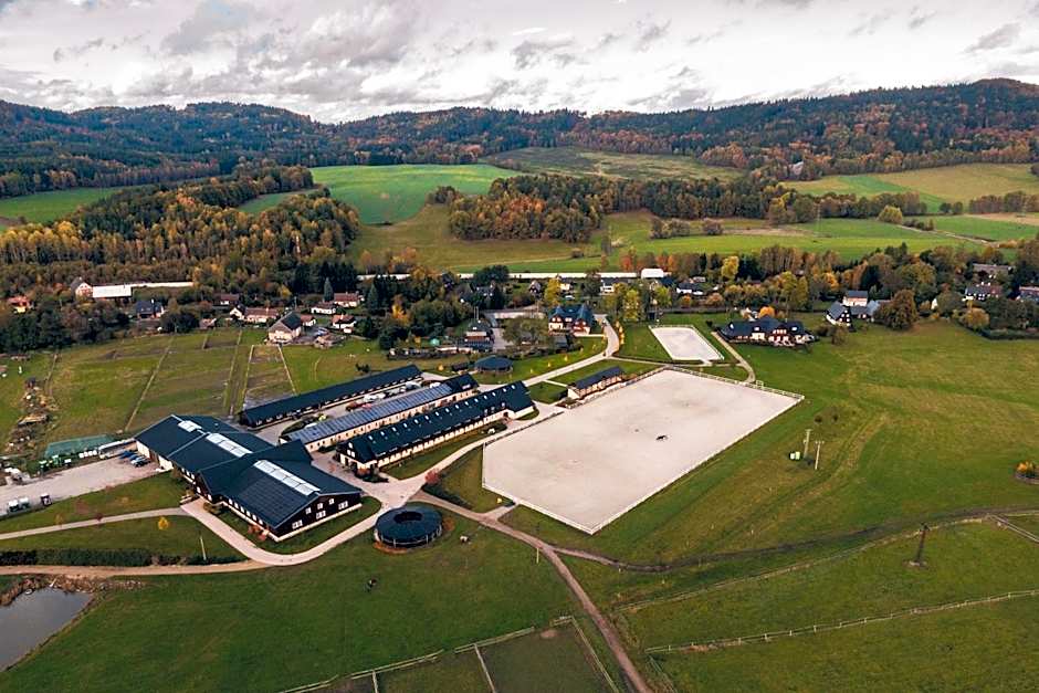 Apartmán-Hotel Jítravský Dvorec