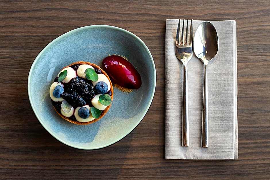 Enter St Elisabeth Hotel & Spa