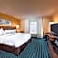 Fairfield Inn & Suites by Marriott Charleston North/University Area