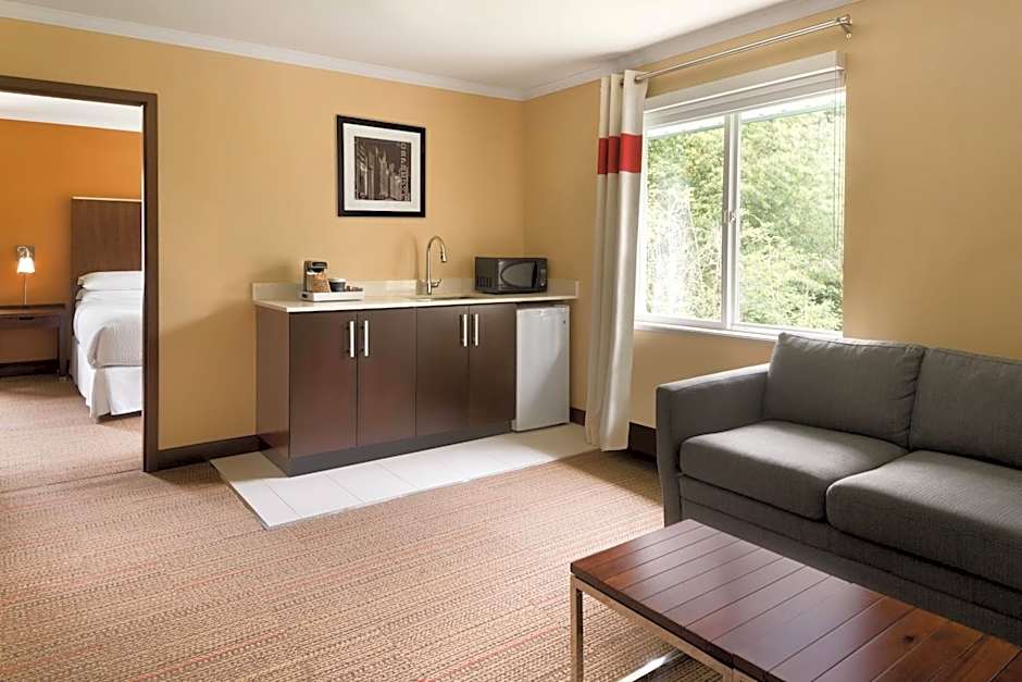 Four Points By Sheraton Surrey