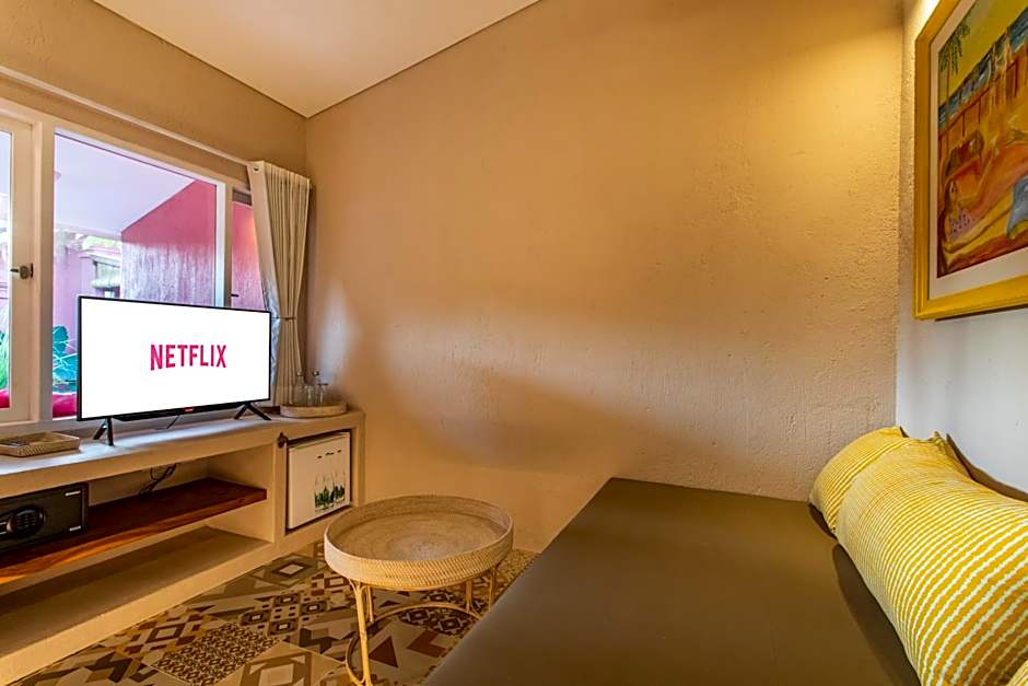 PinkPrivate Sanur - for Cool Adults Only