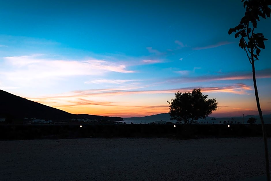 Bianco Diverso Suites