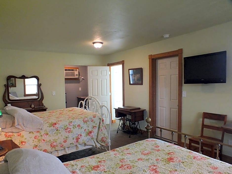 Scarborough Inn