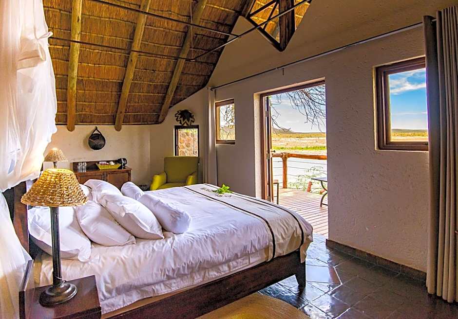 Tau Game Lodge