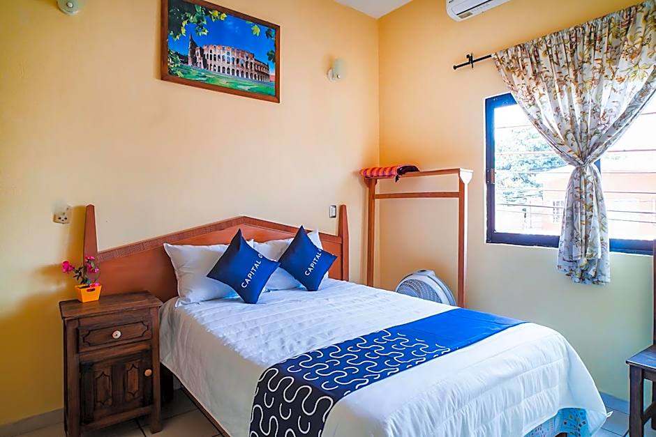 Capital O Hotel Aurora