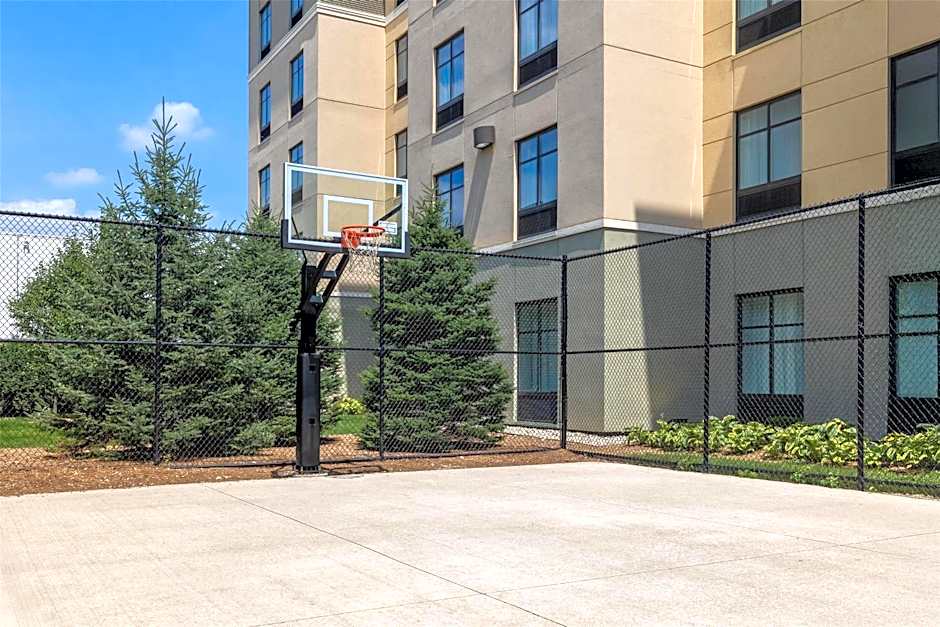 Homewood Suites by Hilton Wauwatosa Milwaukee