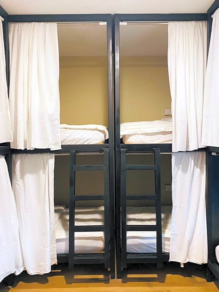 H2 Premium Backpackers