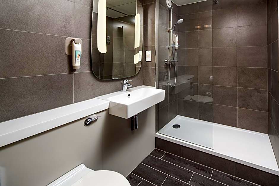 Ibis Coventry South Whitley Hotel