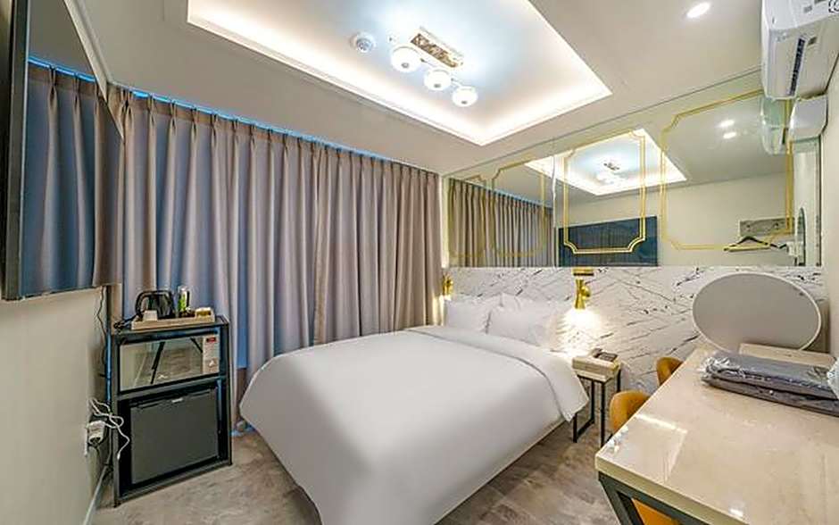 Incheon Unseodong DK Airport Hotel