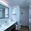 Hampton Inn & Suites Manistee Waterfront