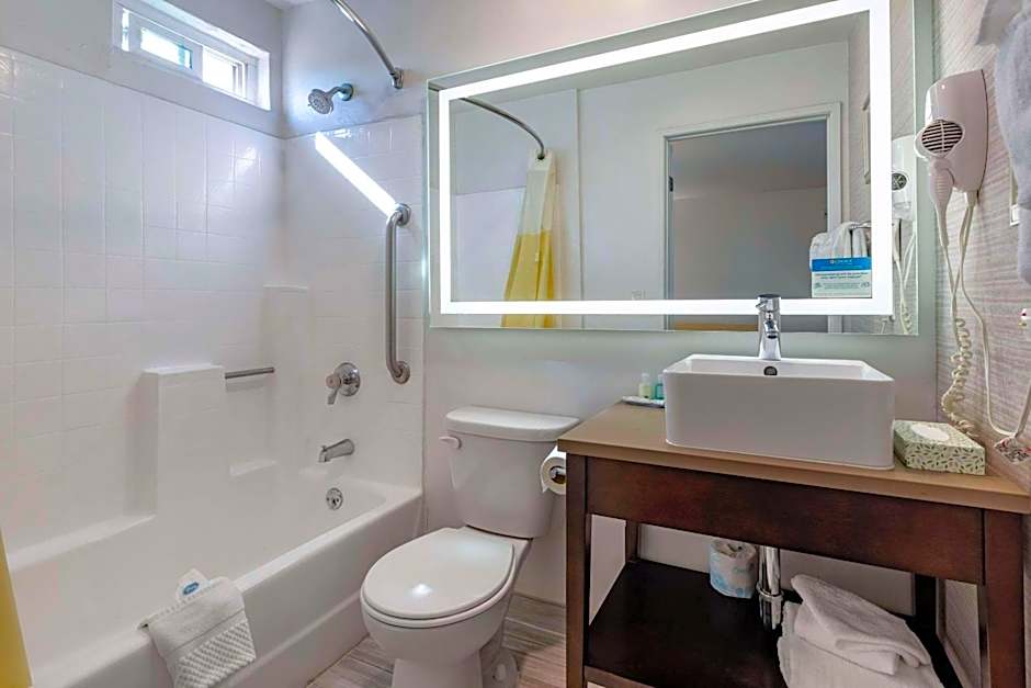 Quality Inn Burbank Airport