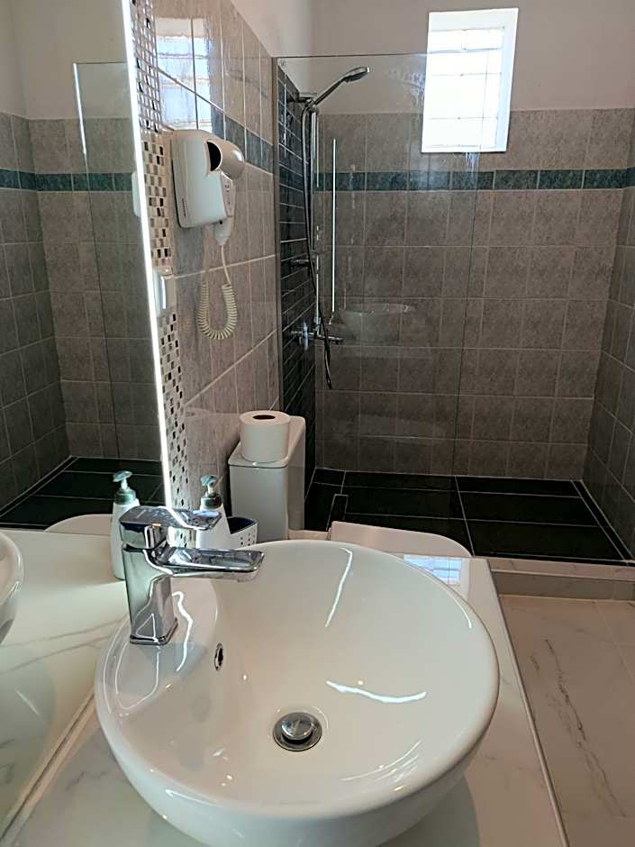 SmallHotel - Vevi