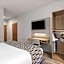 Microtel Inn & Suites By Wyndham Zephyrhills