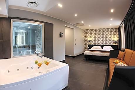 Deluxe King Room with Sofa Bed