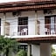Golfinho Plaza Hotel