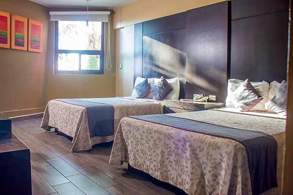 Photo 1 of 2 of Twin Room