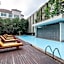 Avion Hotel
