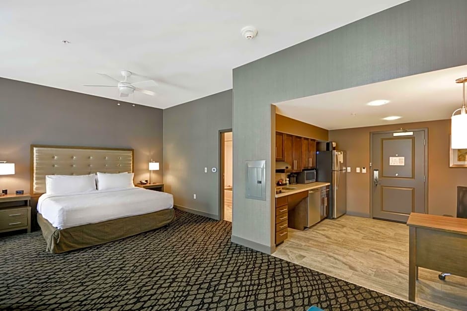 Homewood Suites By Hilton Warren Detroit