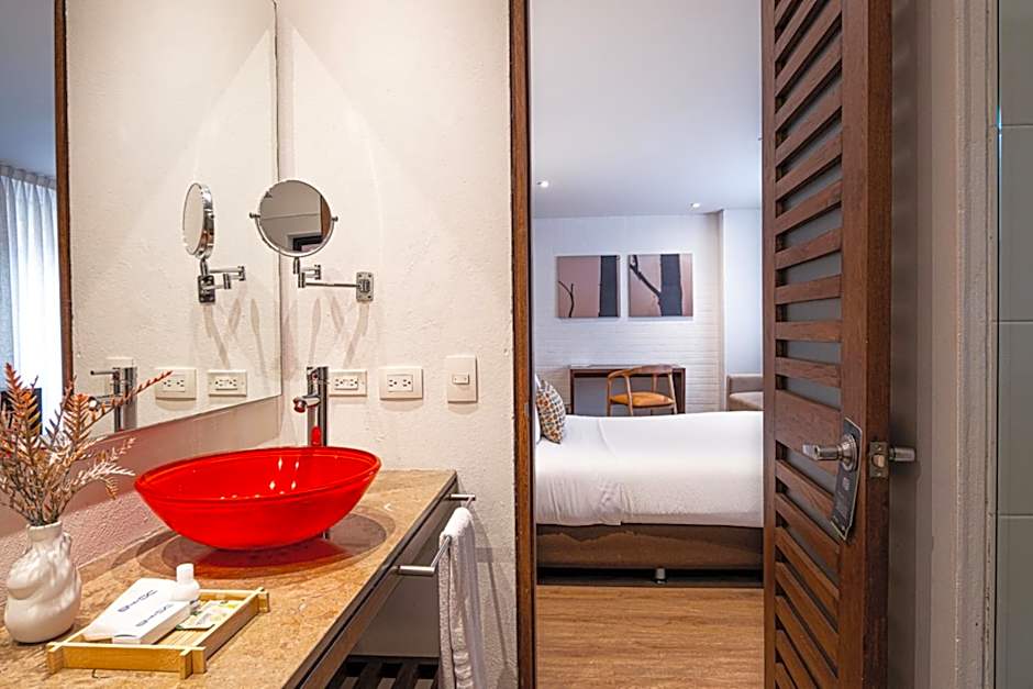 84 DC Bogotá By OxoHotel