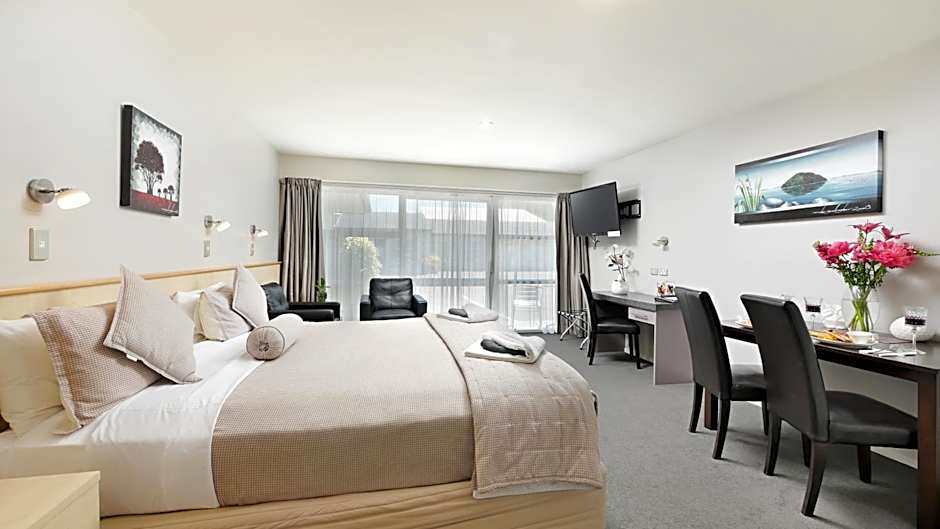 Arthur's Court Motor Lodge