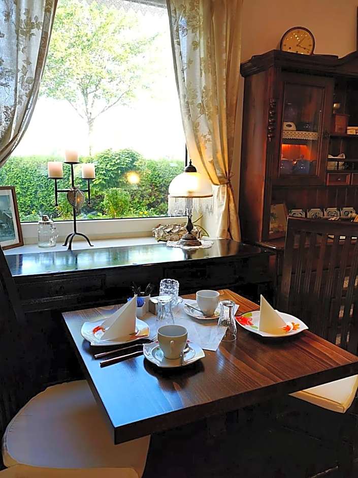 Hotel Garni Landhaus Uttum