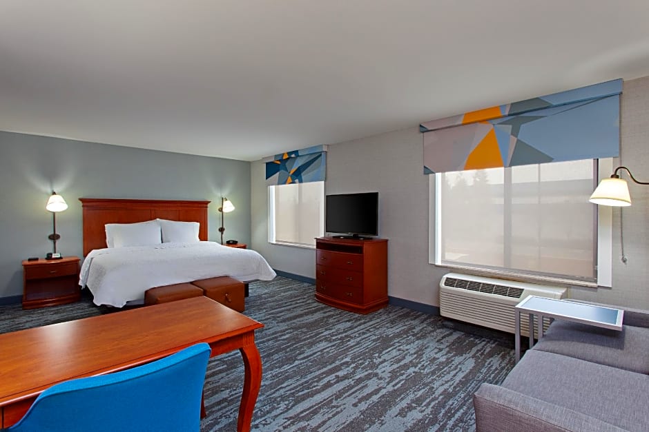 Photo 1 of 5 of Studio 1 King Bed, Mobility Accessible, Roll in Shower