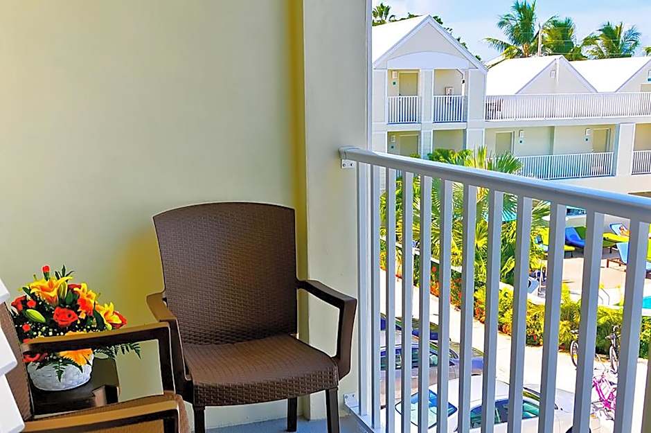 Photo 1 of 5 of Junior 1 King Bed Suite, Balcony