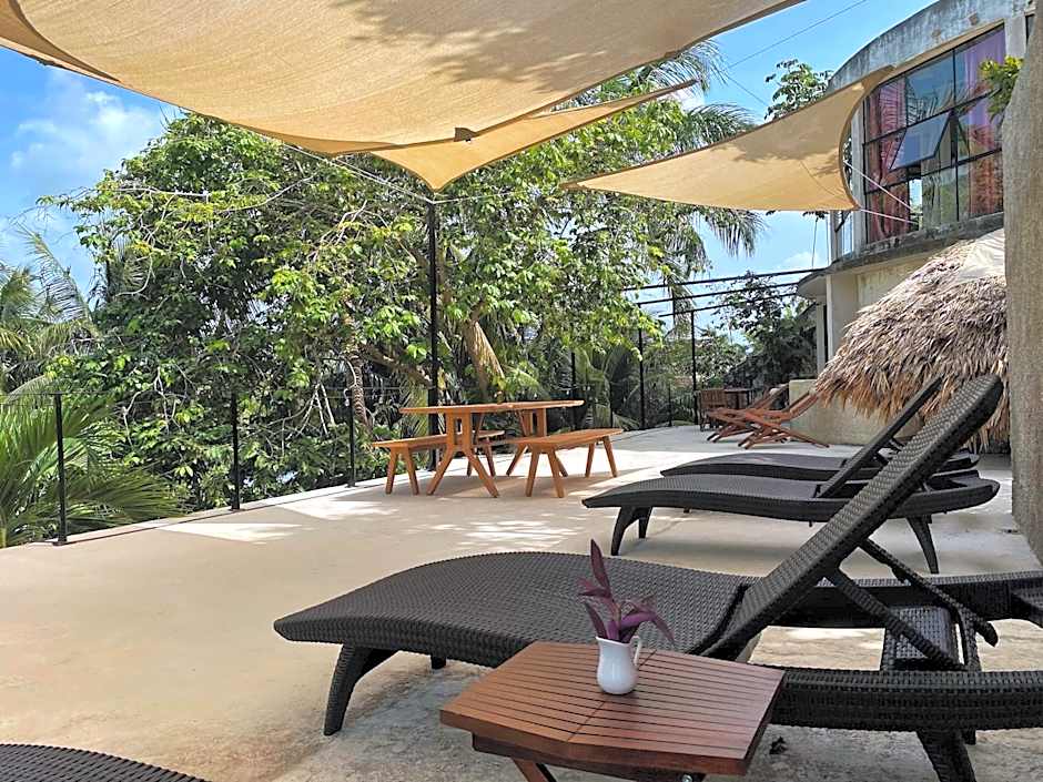 Elmar Hostel
